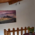 Independant Dans Maison A La Campagne Egliseneuve-pres-Billom