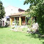 Bed & Breakfast Independant Dans Maison A La Campagne Egliseneuve-pres-Billom