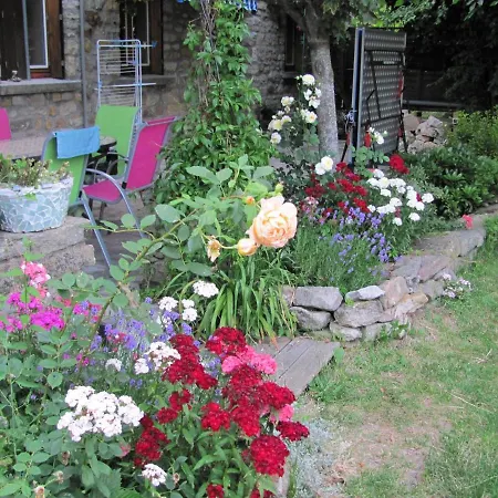 Independant Dans Maison A La Campagne B&B Egliseneuve-pres-Billom