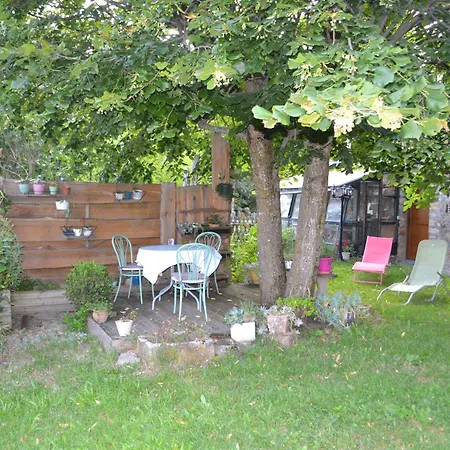 Bed & Breakfast Independant Dans Maison A La Campagne Egliseneuve-pres-Billom