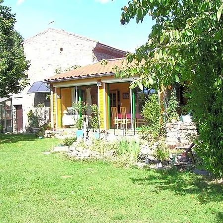 Independant Dans Maison A La Campagne 3*