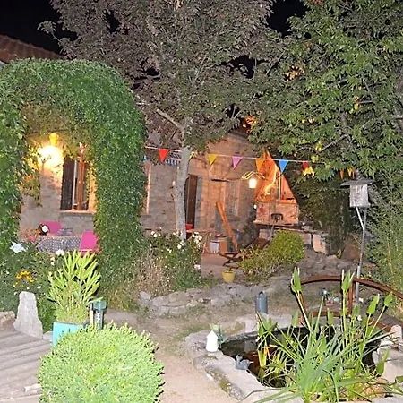 Panzió Independant Dans Maison A La Campagne Égliseneuve-près-Billom