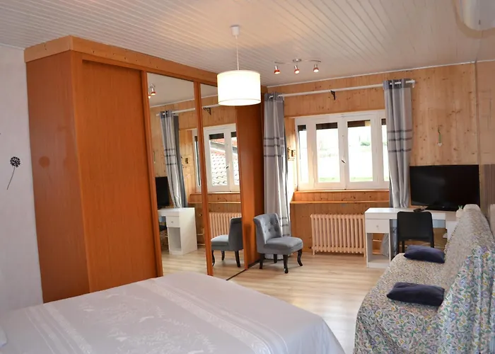 Bed & Breakfast Independant Dans Maison A La Campagne 3*